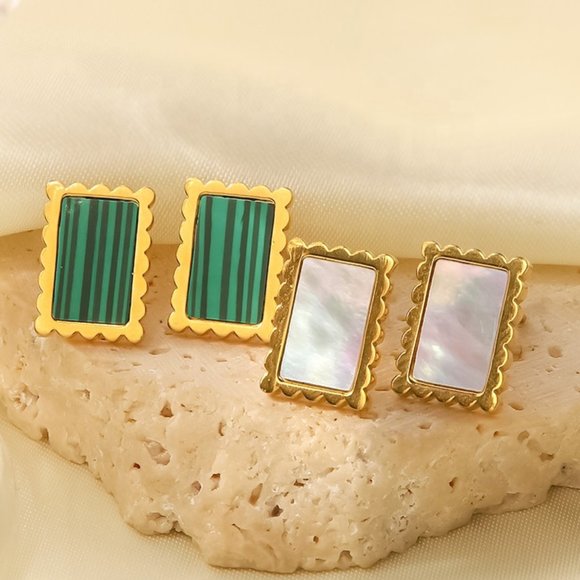 Green Malachite Rectangle 18K Gold Plated Stud Earrings - Picture 5 of 7